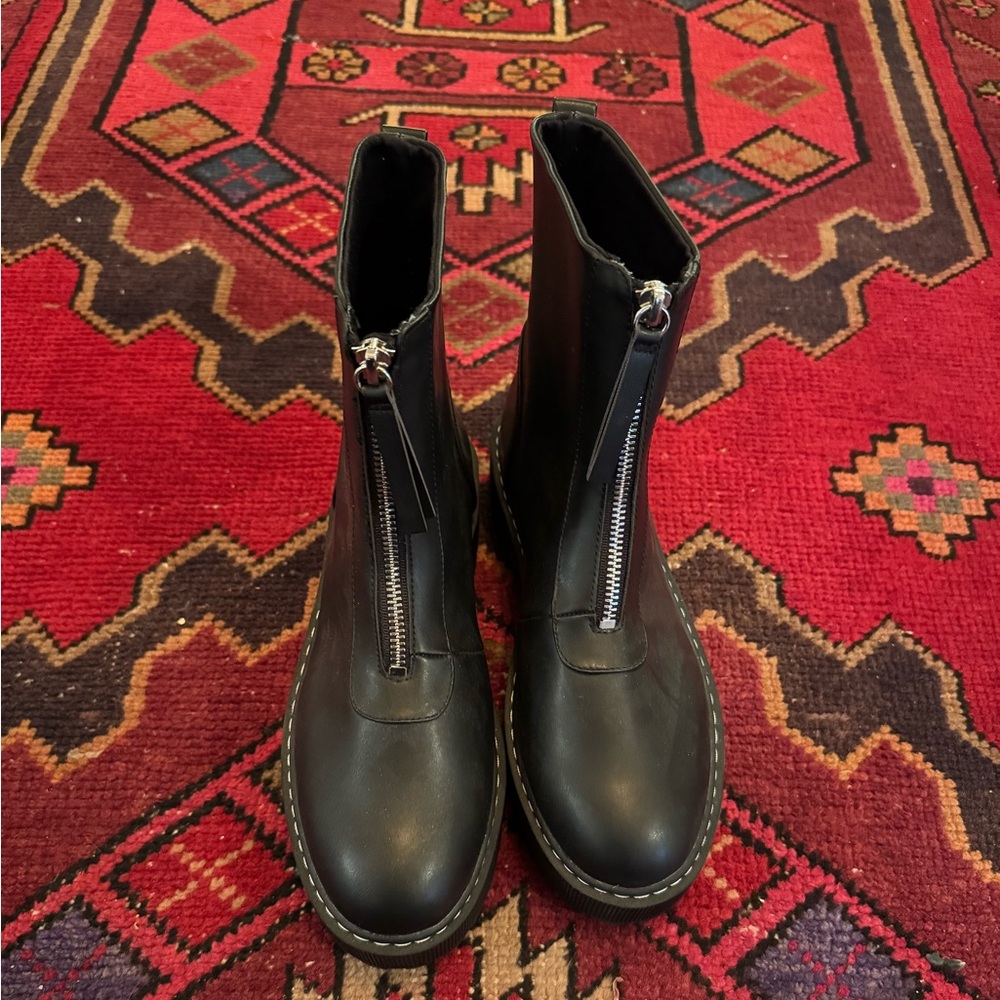 H&M Women’s Zip Boots